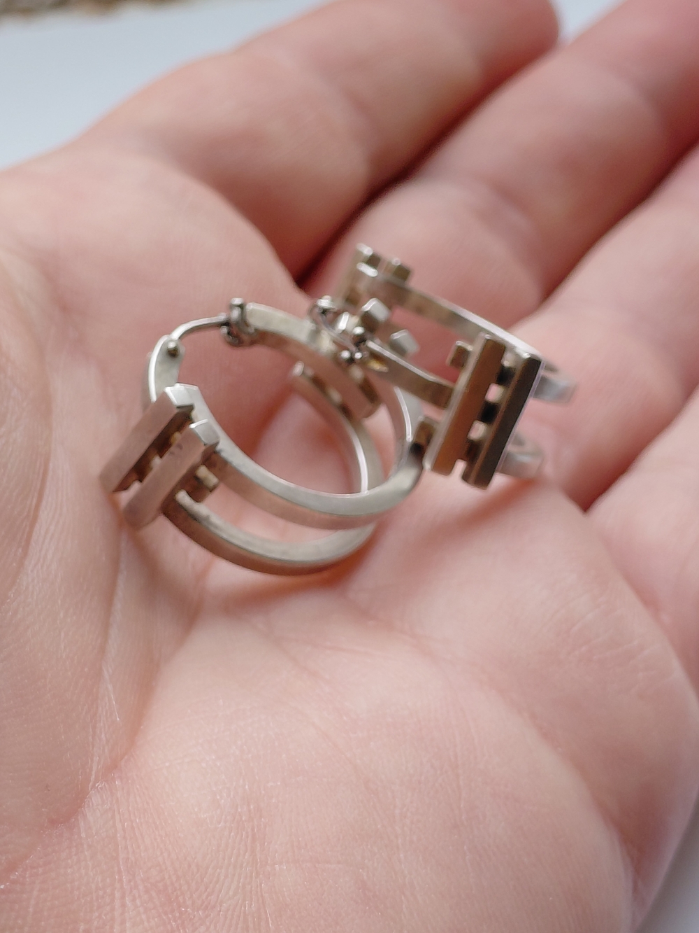 Tiffany & Co. Modern Double-Bar Hoop Earrings - Silver